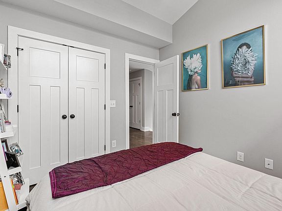 2nd image of 505 Moore Ave #A