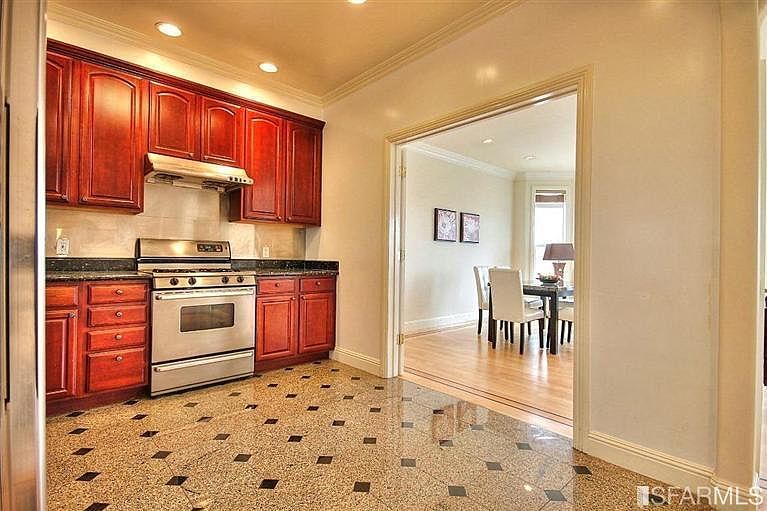 1st image of 1450 19th Ave Floor 2