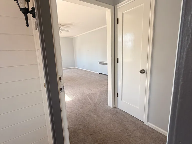 1017 El Camino Real #5 — Photo 23