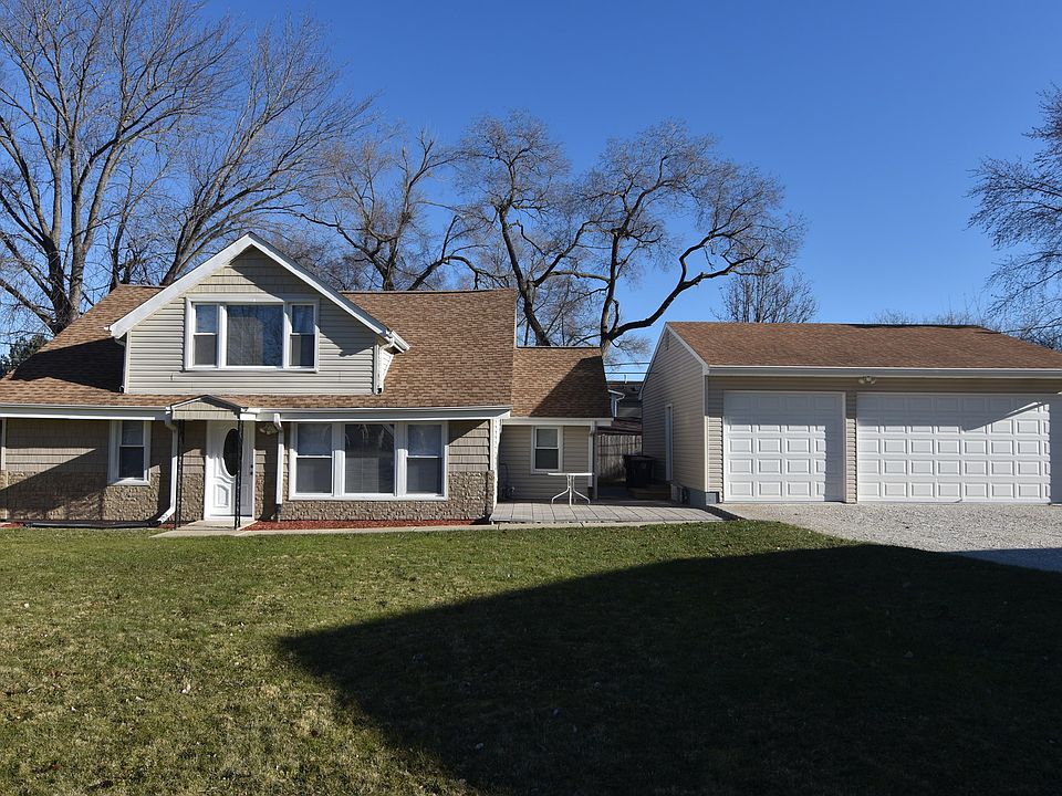 1st image of 36077 N Francis Ave