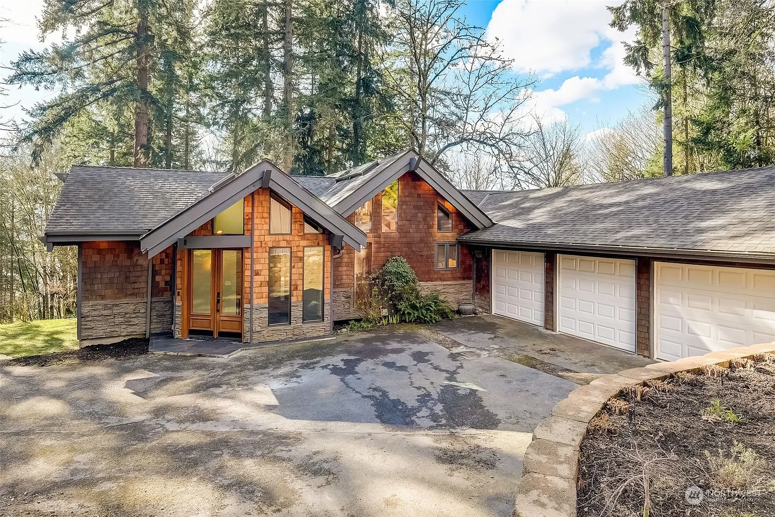 13656 NE Woodinville Redmond Road photo 1