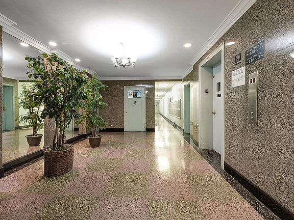 4th image of 83-77 Woodhaven Blvd APT 6B