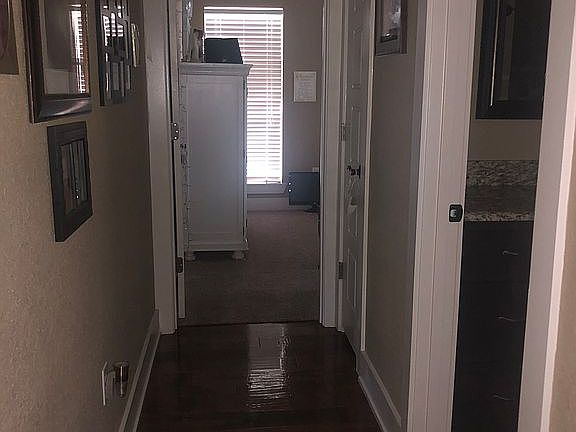 5th image of 288 Bridlewood Dr
