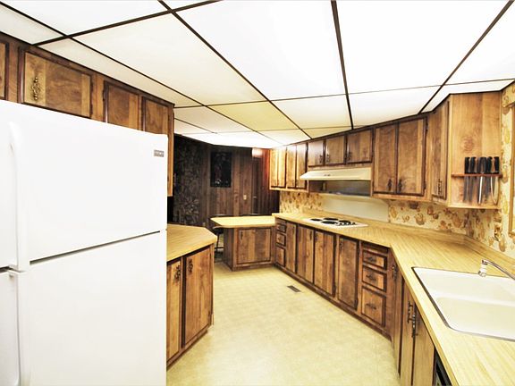 5th image of 3611 I St NE Unit 43