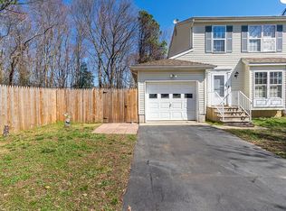 102 Mendoker Dr, Jamesburg, NJ 08831
