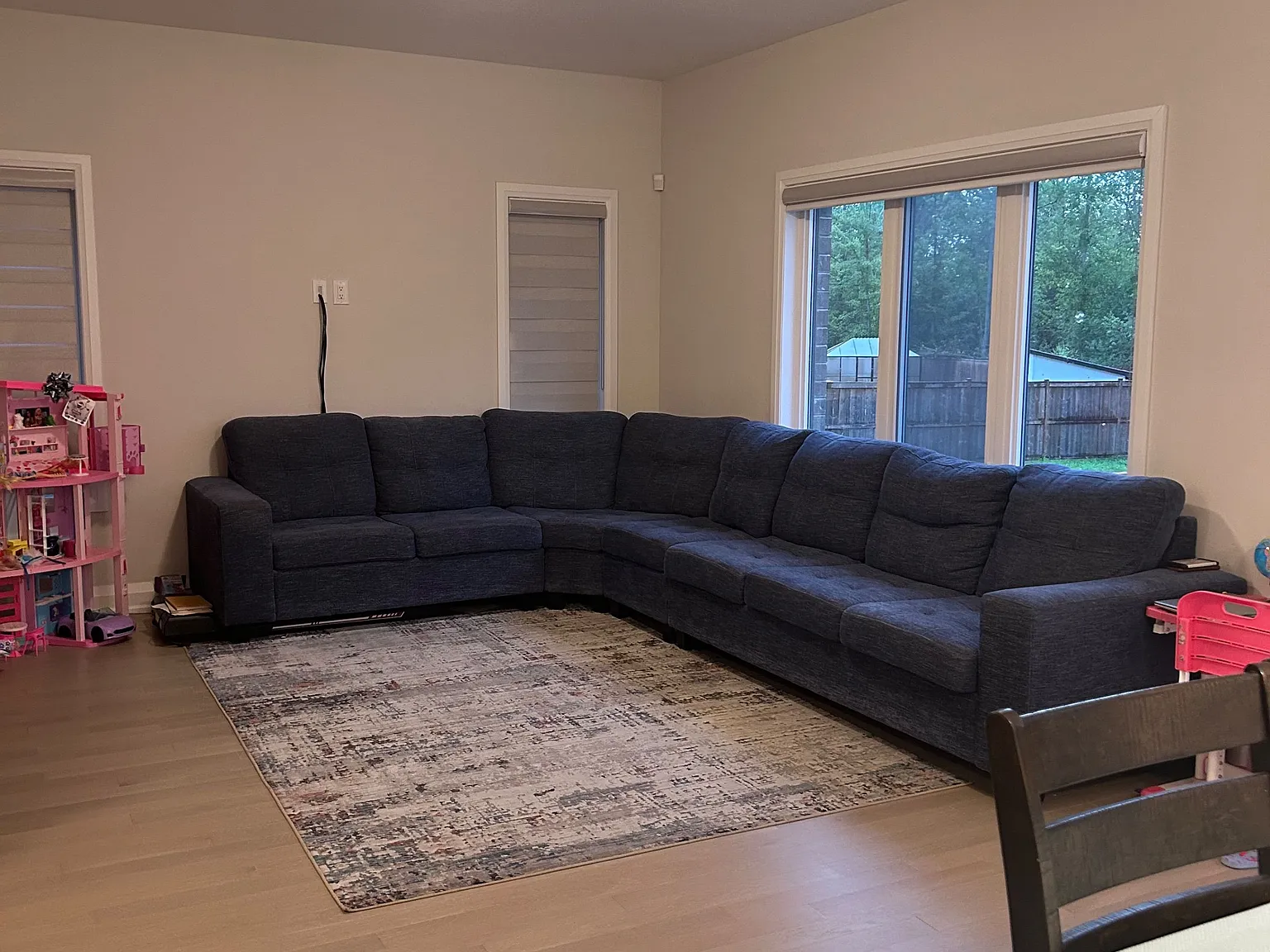 4 bed, $3,000 — Photo 2