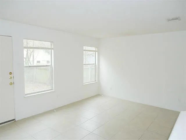 9627 Sugar Hill Dr #B — Photo 14