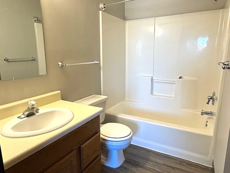 1102 43rd St S #202 — Photo 10