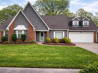 4472 Tracy Lynn Dr, Memphis, TN 38125