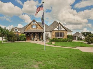 3301 Hummingbird Ct, Granbury, TX 76049