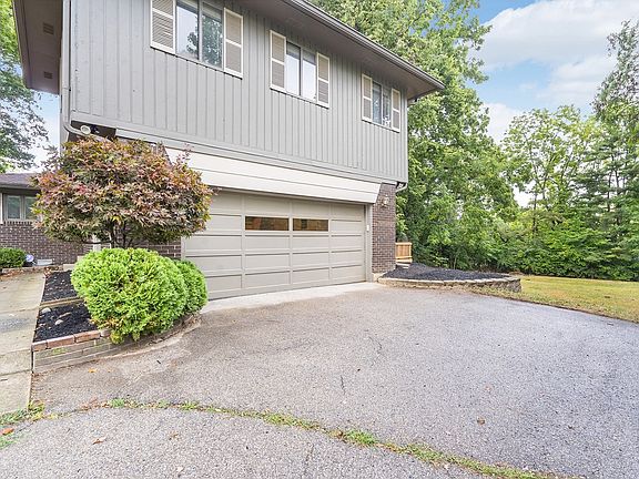 2nd image of 11005 Jordan Rd