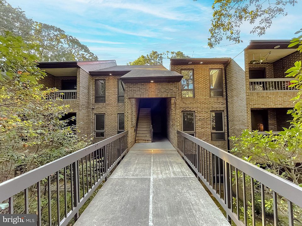 1st image of 44691 White Oak Ct #12A