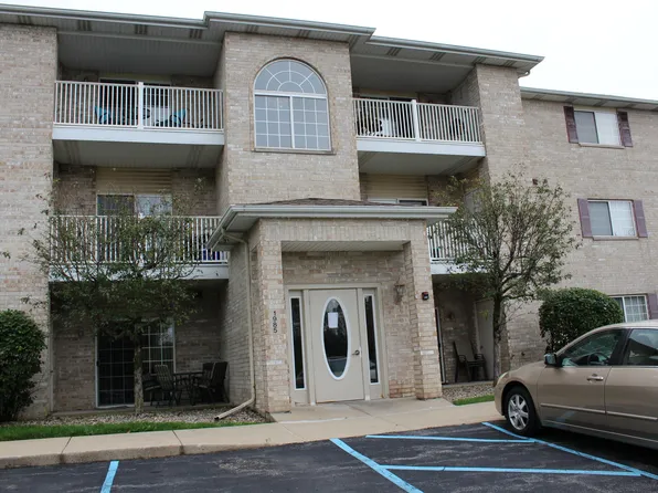 1985 W 75th Pl APT 27, Merrillville, IN 46410