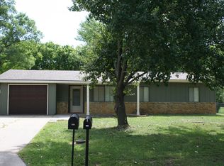 1313 Northwestern St, Iola, KS 66749