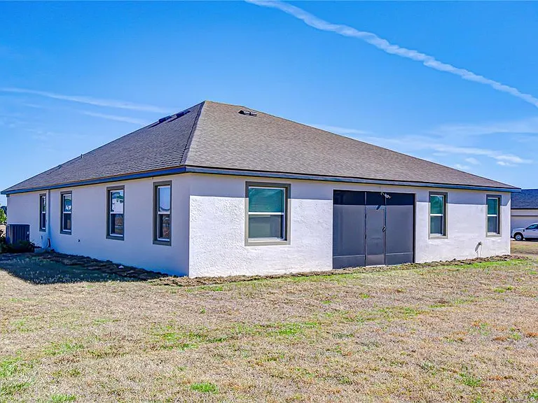 10027 Dolphin Gull Cir — Photo 51