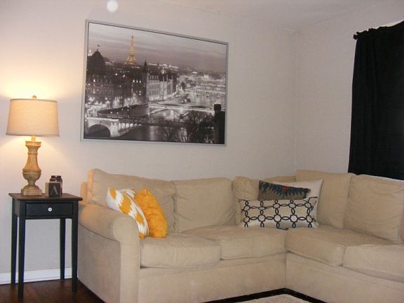 5th image of 208 Filbert Ave