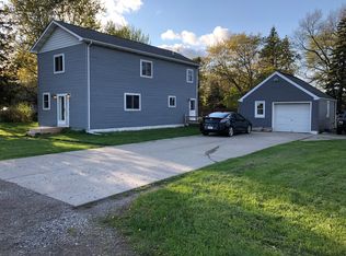 7320 Hatchery Rd, Waterford, MI 48327