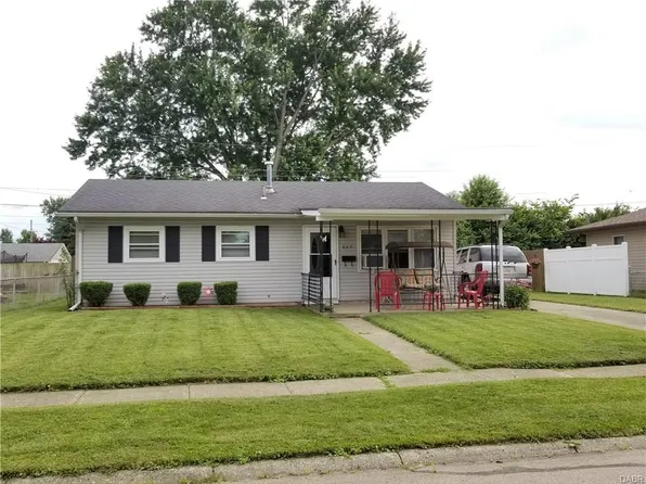 869 Emmett Dr, Xenia, OH 45385