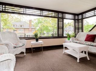 12 Leighton Rd #2, Wellesley, MA 02482