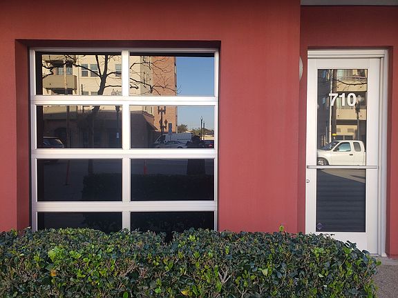 2nd image of 710 N Santiago St
