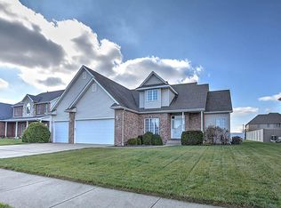 489 Lucas Ln, Forsyth, IL 62535