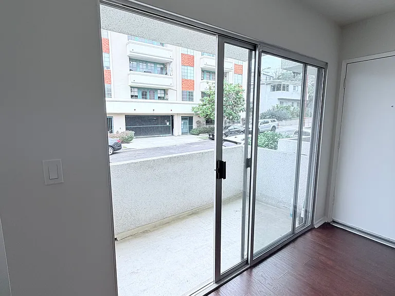 11520 Wyoming Ave #2 — Photo 20