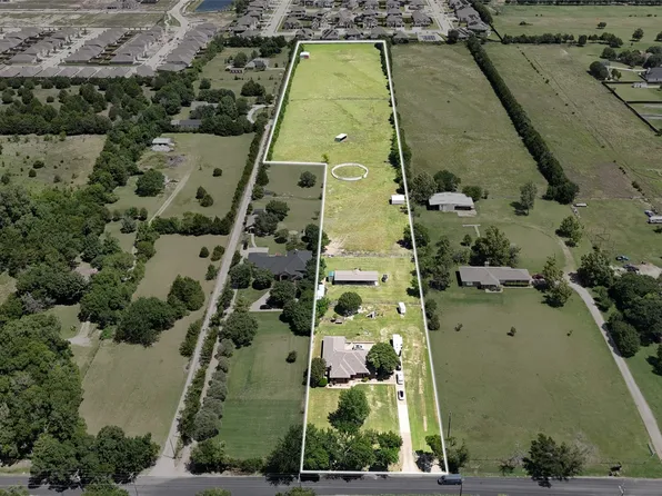 307 Johnson Ln, Red Oak, TX 75154