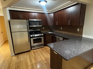 6510 Queens Midtown Expy #1R, Maspeth, NY 11378