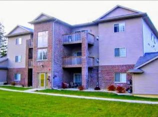 3844 W 4th St UNIT 1, Waterloo, IA 50701