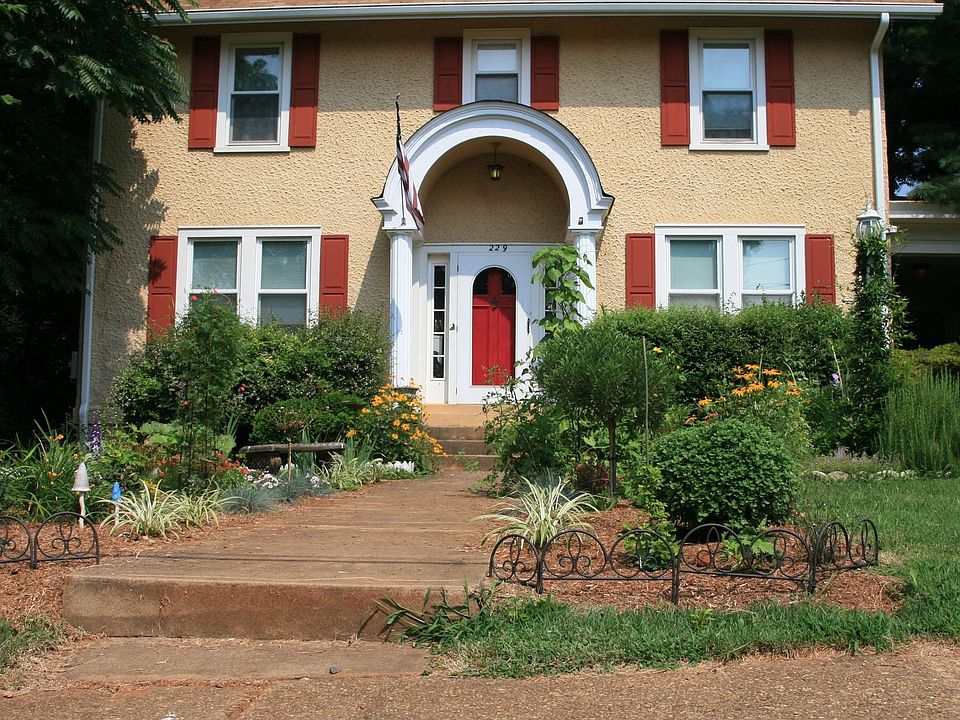 1st image of 229 Warwick Ln