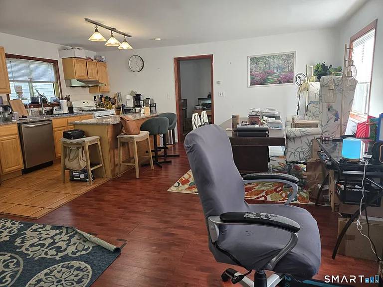 493 Den Ln — Photo 2