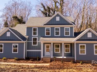 1326 Brentwood Dr, Newton, NC 28658