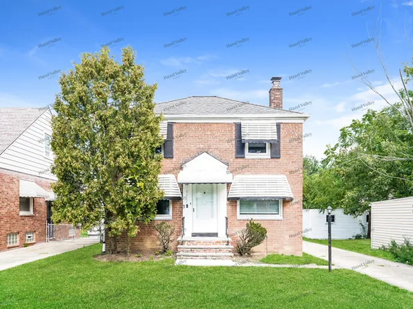 5565 Beechwood Ave, Maple Heights, OH 44137