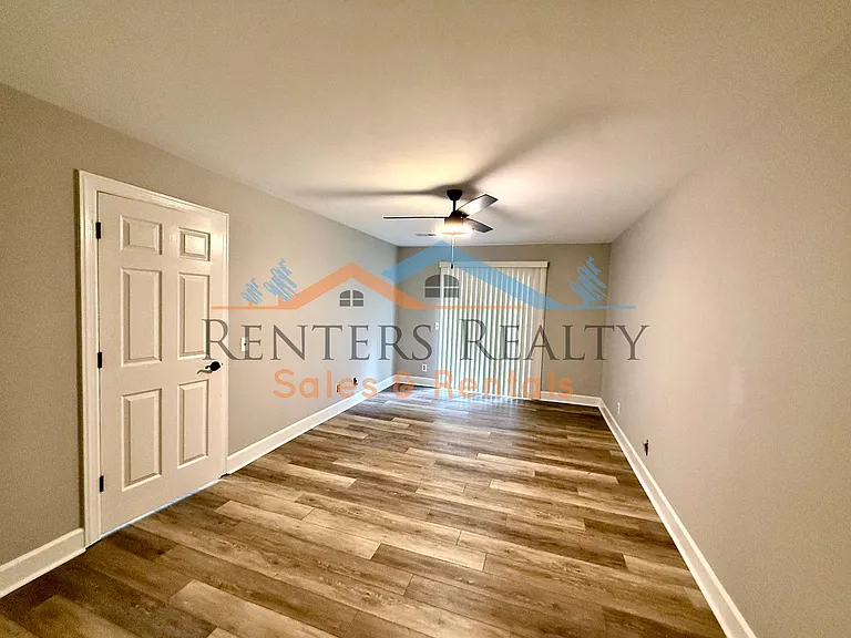 2107 Epworth Dr NE #H — Photo 11