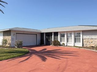 10 Golfview Rd S, Rotonda West, FL 33947