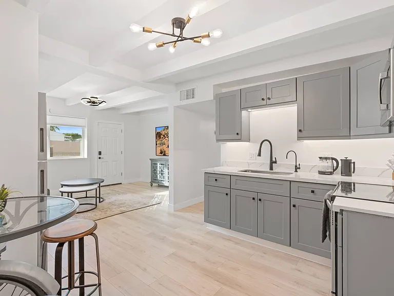 1562 E Peoria Ave #3 — Photo 9