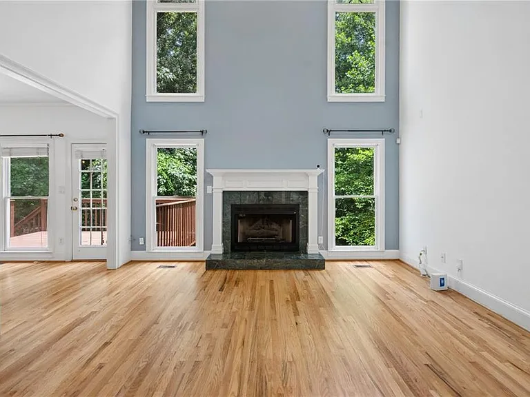 270 Edwardton Ct — Photo 12