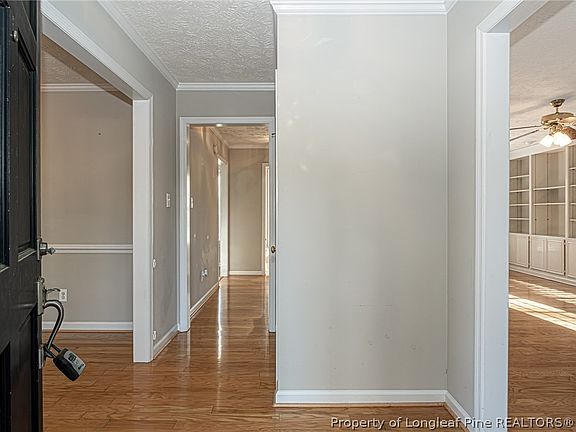 3rd image of 7787 Trappers Rd