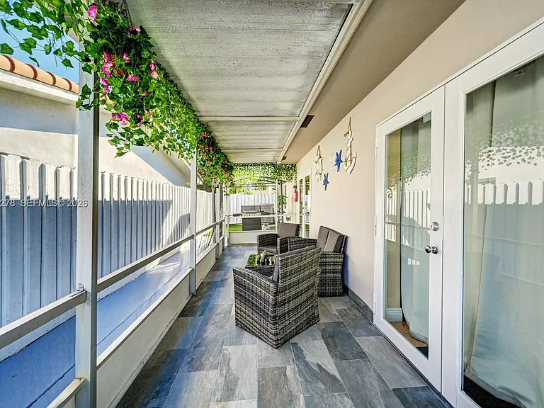 825 Harrison St — Photo 18