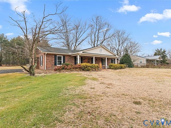 3rd image of 8674 Mary Ball Rd