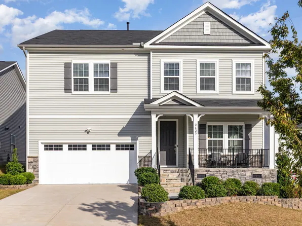 2625 Nordmann Fir Rd, Raleigh, NC 27616