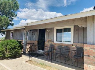 205 Este Es Rd, Taos, NM 87571