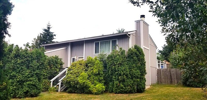 1st image of 4221 152nd Pl SW