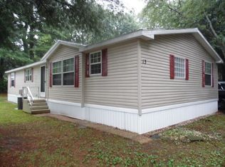 13 Patio Dr, Rochester, NY 14625