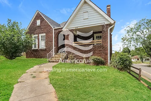1348 46th St Photo 1