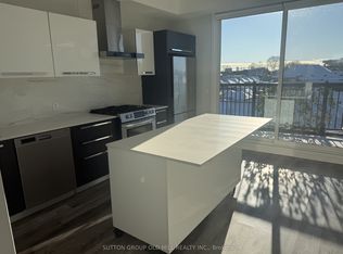 20 Avon Dr, Toronto, ON M6M1P8