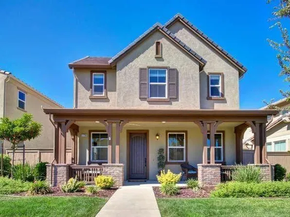 1736 Parkway Dr N, Folsom, CA 95630