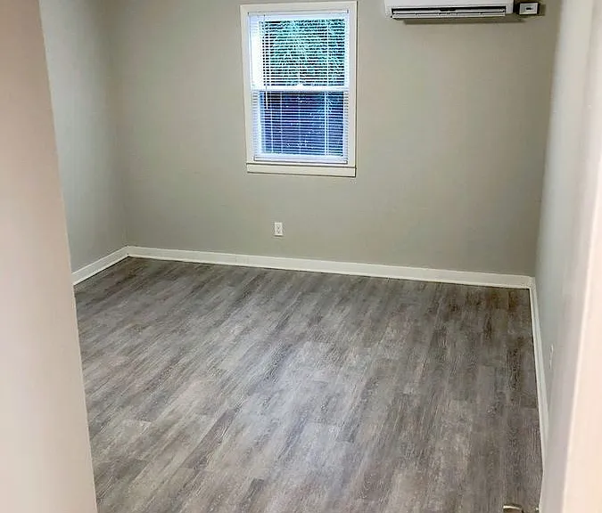 137 Woodland Ave #5 — Photo 17