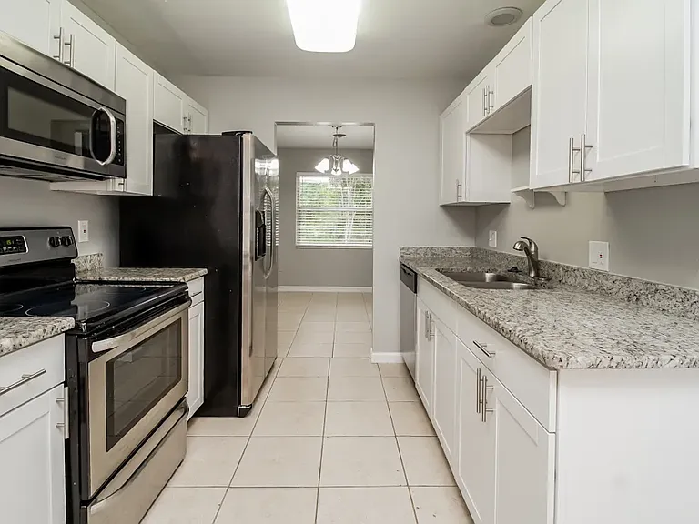 3326 Bougainvillea Dr — Photo 11