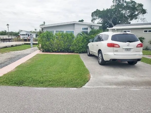 3701 Baynard Dr #I-28, Punta Gorda, FL 33950